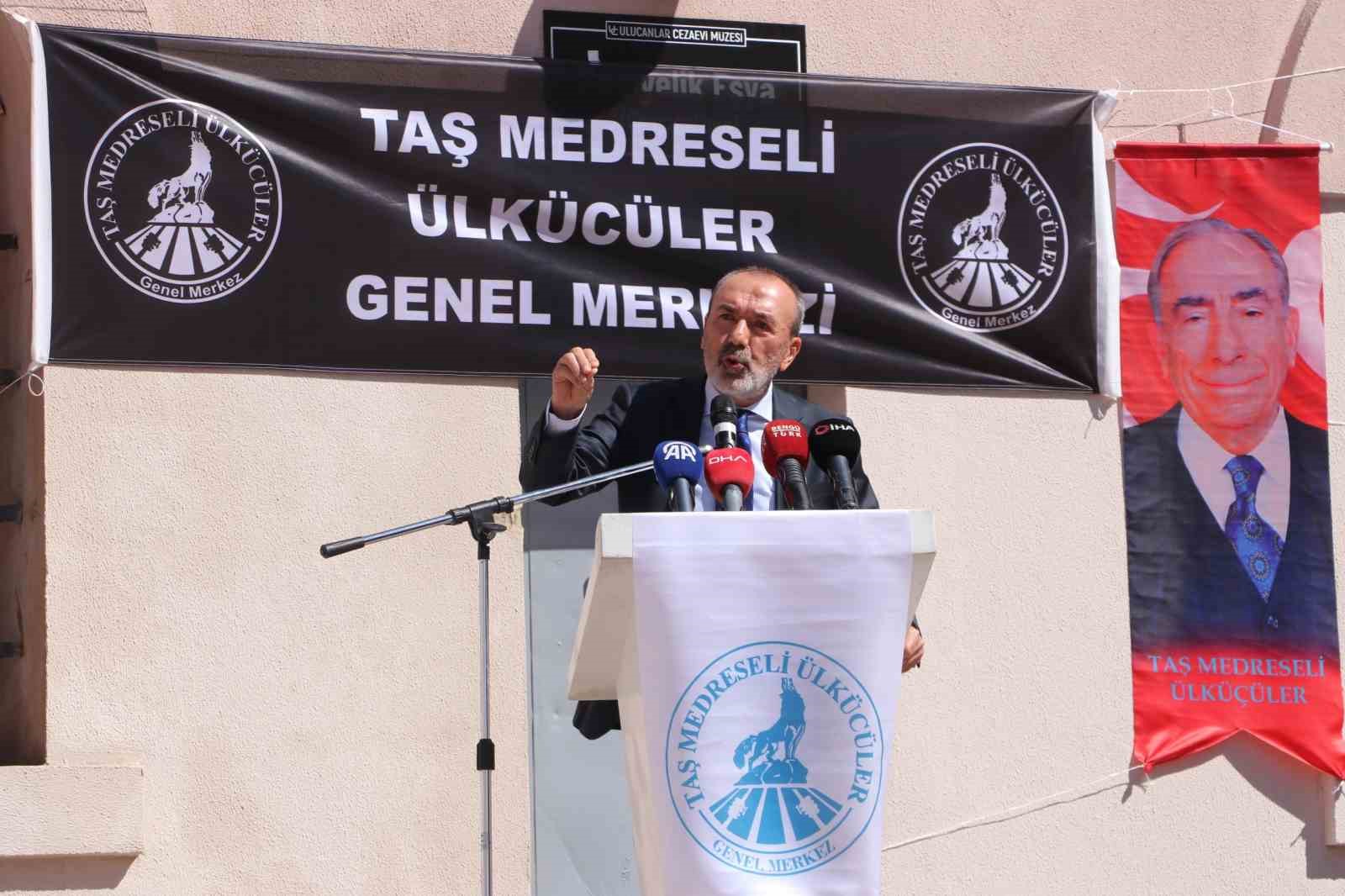 12 EYLÜL DARBESİ KURBANLARI ULUCANLAR CEZAEVİ'NDE ANILDI