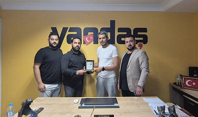 Çağrı Ünal’dan ONTÜRK TV’ye Anlamlı Ziyaret ve Teşekkür Plaketi