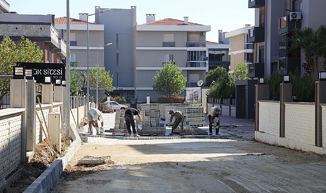 Altıntepe’de Kilitli Taş Yol Çalışması Hızla Devam Ediyor
