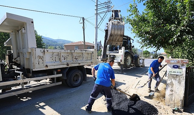 Efes Selçuk ve İzmir Büyükşehir Belediyesi: Mahallelerde Parke ve Asfalt Tamirlerinde Sürdürülen İş Birliği