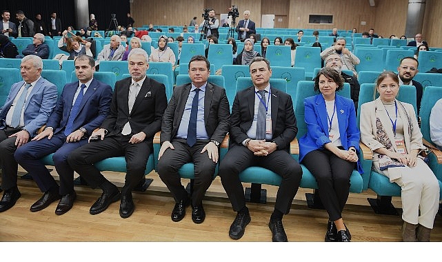 Genç Girişimcilik Çalıştayıyla Gençlerle Girişimci Yolculuğu Paylaşıldı