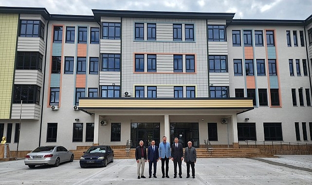 Gölcük’te Eğitime Yatırımlar: Barbaros Hayrettin ve Şehit İsmail Demircan Okulları İnşa Halinde