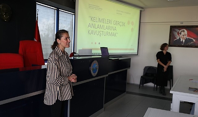 İzmir ve Menderes Belediyesi İşaret Dili Eğitimiyle Hizmette Erişilebilirliği Güçlendiriyor