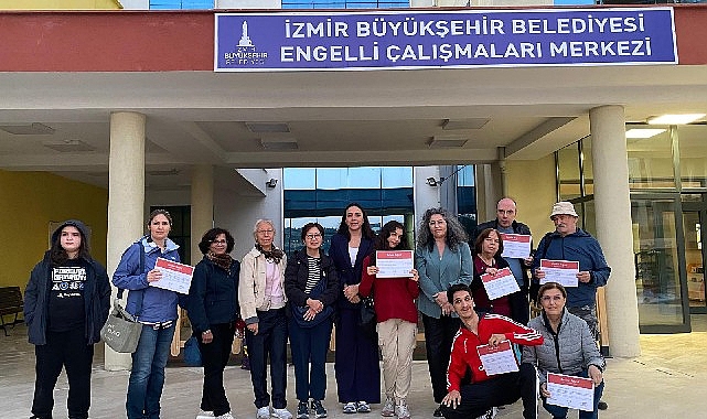 İzmir’de Engelli Bireyler İçin Sanatla Terapiyle Sosyal Becerileri Geliştirme Atölyesi