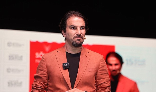 Kocaeli Kitap Fuarı'nda Yabancı'dan Yüzleşmeye Dair Kırık Gelenekler Üzerine Ufuk Açan Tespitler