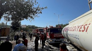 Tekirova'da Restoran ve Araca Zamanında Müdahale: Yangın Kontrol Altında