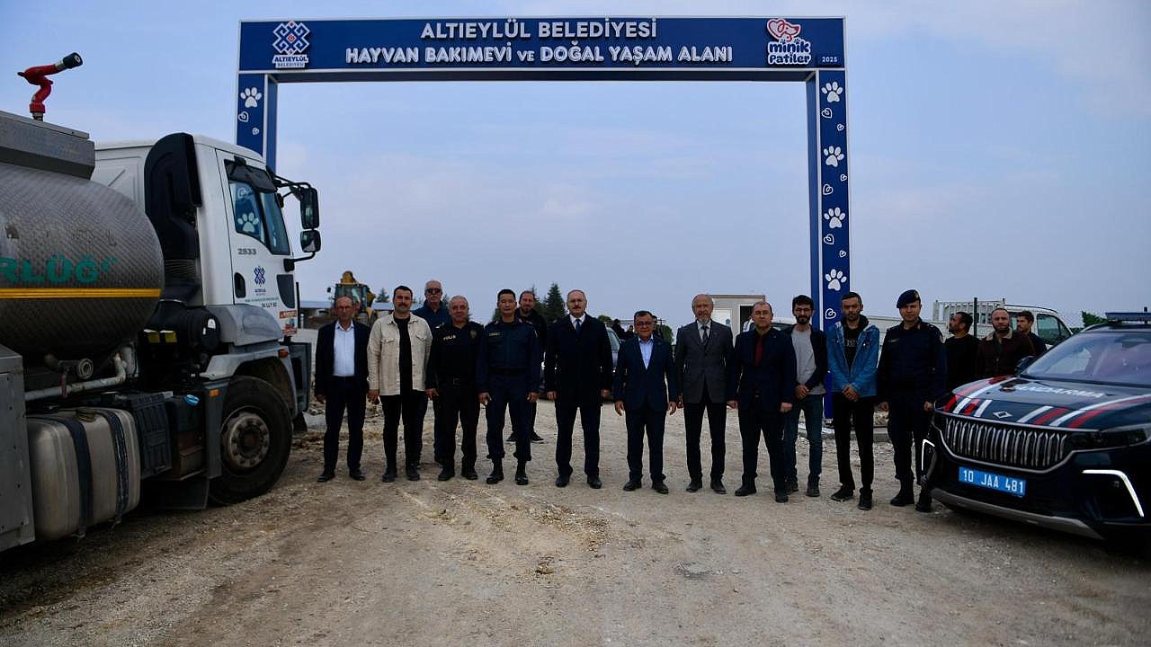 ALTIEYLÜL BELEDİYESİ’NDEN CAN DOSTLARA MODERN BARINAK MÜJDESİ