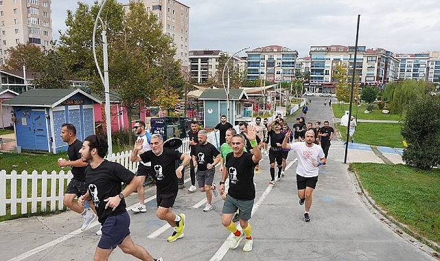 Ata’ya Saygı Koşusu: Beylikdüzü’nde Atatürk Anısına Düzenlenen Yoğun Katılımlı Etkinlik