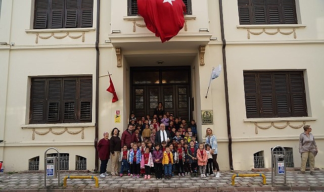 Edremit’te Atatürk Kültür Evi: Ziyaretçilerle Dolu Bir Düşünce ve Miras Anı