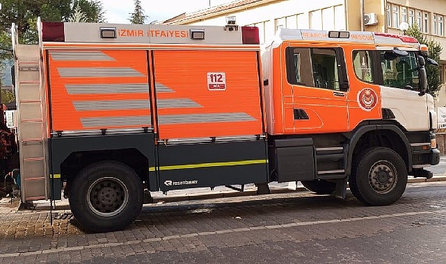 İzmir Ekipleri Sındırgı Depremine Hızlı Müdahale ve Koordinasyon
