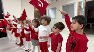 Cumhuriyet Sevinci Kreş ve Gündüz Bakımevlerinde Minik Ellerde Can Buldu