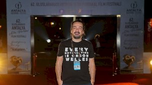 Post Truth ve Sisler Bulvarı’ndan Geçtim: AI ile Belgesel Ufukları ve Attila İlhan'ın Mirası Antalya'da