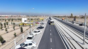 Stadyum-Şehir Hastanesi Tramvay Hattı: Ray Döşeme ve Cadde Çalışmalarıyla Şehirde Yoğun Günler