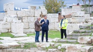 İzmir Smyrna Antik Kenti: Kazı Seferberliği ve Şehrin Tarihine Yönelik Büyük Destek