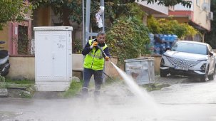 Maltepe Belediyesi Küçükyalı’da 7/24 Temizlik Seferberliğiyle Sokağa Yeni Nefes