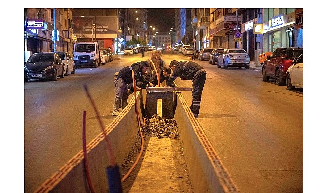 Bornova Merkez Kapalı Pazaryeri Yakınında Kalıcı Orta Refüj Projesi Başladı