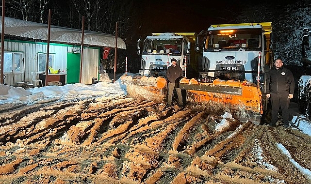 Kartepe Belediyesi Gece Görevi: Karla Mücadele ve Halk Güvenliği İçin 24 Saat Saha Desteği