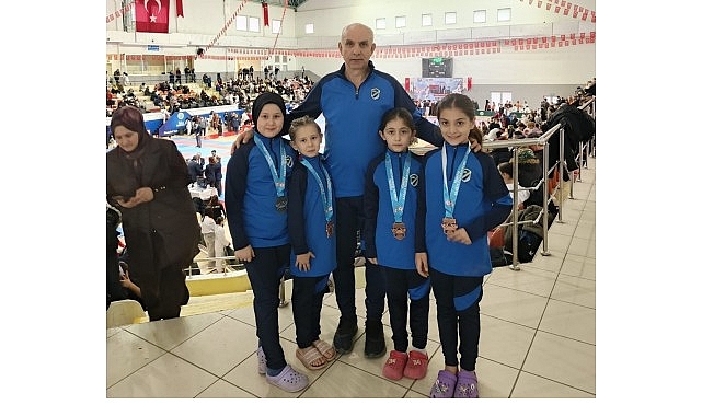Kartepe Belediyespor, Türkiye Minikler ve Yıldızlar Karate Ligi 2. Bölge’de Damga Vurdu