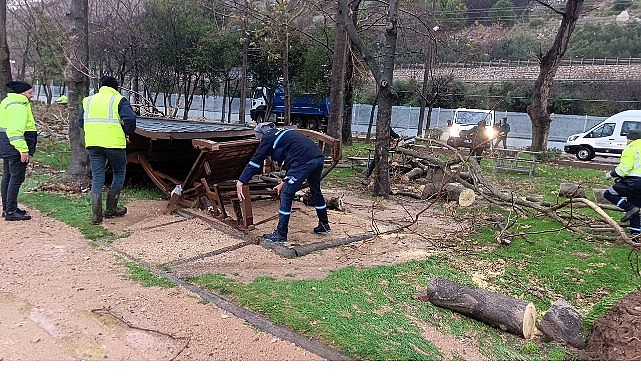 Kocaeli'de Lodos Operasyonları: Büyükşehir Ekipleri Sahada Hızlı Müdahale