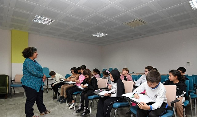 Küçük Yazarlar Ustalaşma Yolunda: Atölye Serisinin İkinci Dönemi Başladı