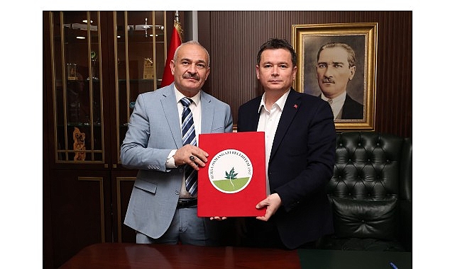 Osmangazi Belediyesi ile Bursa Seyyar Pazarcılar Odası Arasında Hizmet Kalitesini Artırmaya Yönelik Ortak Protokol