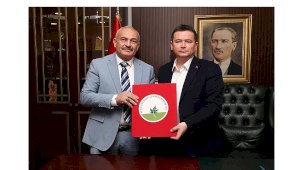 Osmangazi Belediyesi ile Bursa Seyyar Pazarcılar Odası Arasında Hizmet Kalitesini Artırmaya Yönelik Ortak Protokol