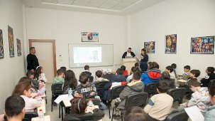 Geleceğin Nesilleri İçin Yapay Zeka Atölyesi: Çocuklar Teknolojiyi Anlayıp Üretiyor