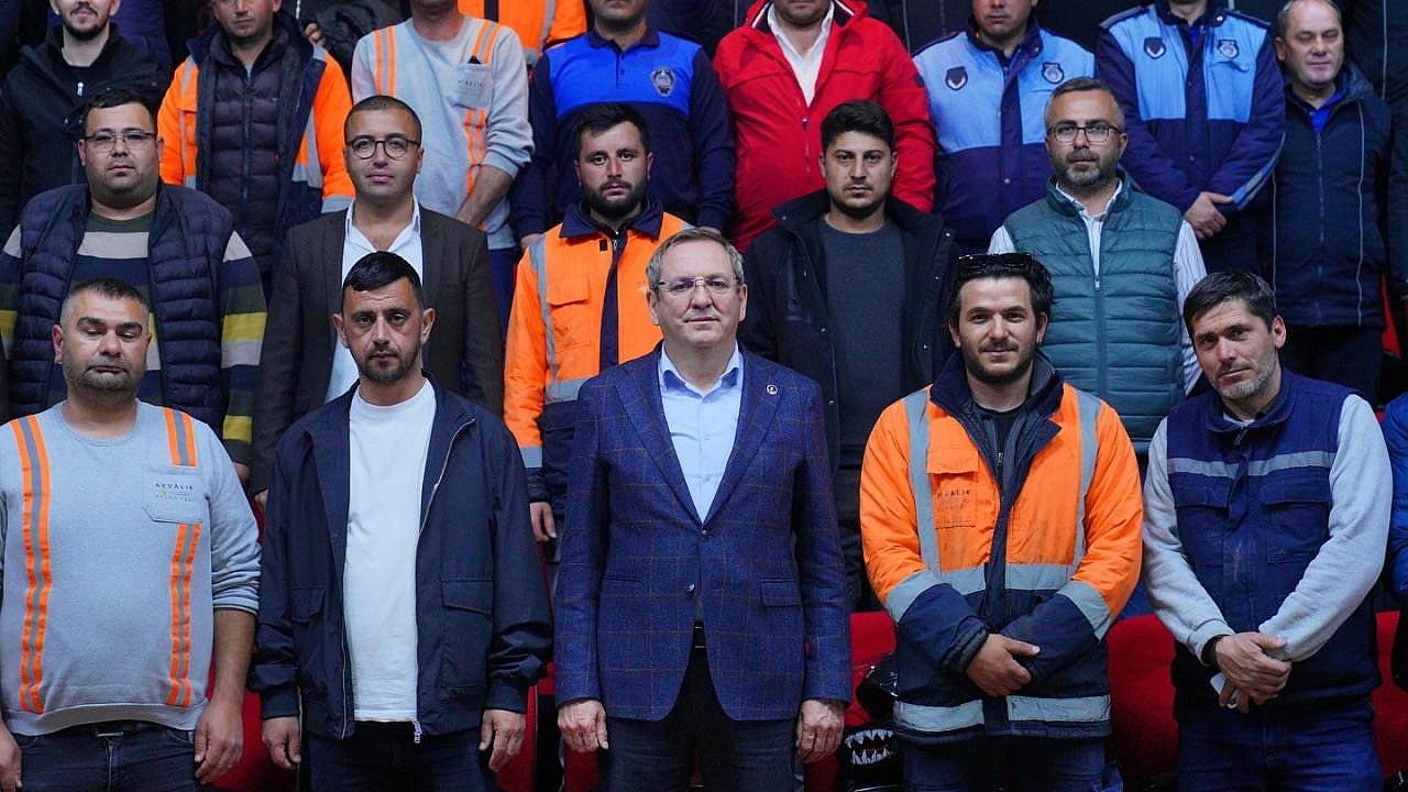 Ayvalık’ta Çevre Hamlesi: Atık Getirme Merkezi İçin Eğitim Başladı