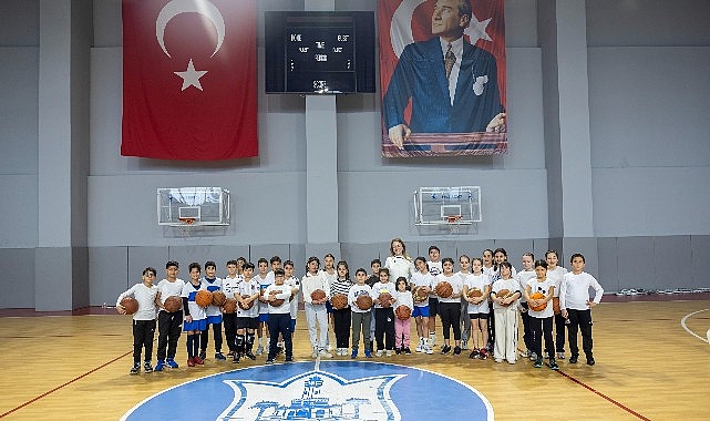 Gültepe Atatürk Spor Tesisinde Başkan Mutlu’dan Spor Okullarıyla İçten Buluşma