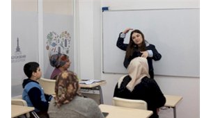 İzmir 95 Erken Çocukluk Programı: Ailelere Ücretsiz Destek ve Genişleyen Hizmet Ağı