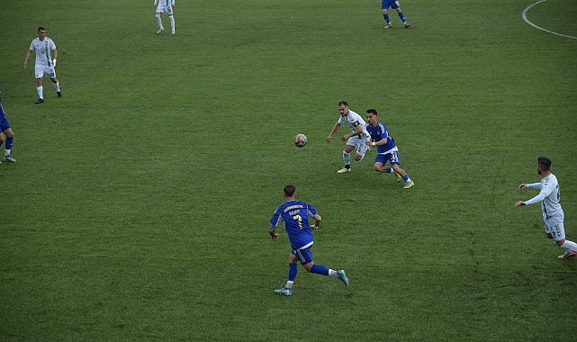 KAHRAMANKAZAN BELEDİYESPOR: BAL YOLUNDA BİR ADIM GERİDE