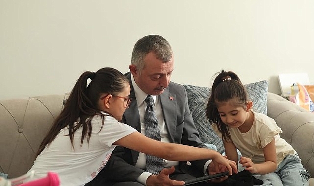 Şehit Aileleriyle Bayram Coşkusu: Tahir Büyükakın’ın Aile Ziyaretleri