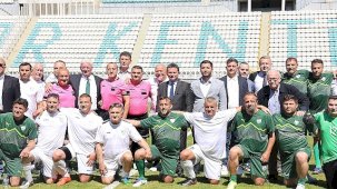Balkanların Dostluk Köprüsü: 4. BPFDD Şükrü Şankaya Balkan Master Futbol Turnuvası Bursa’da Kardeşliği Pekiştirdi