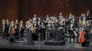 İDSO DenizBank Konserlerinde Jess Gillam ile Banshee ve Ase’nin Ölümü Anısına