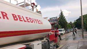 Kemer’de Tozla Mücadelede Temizleme ve Yıkama Çalışmaları