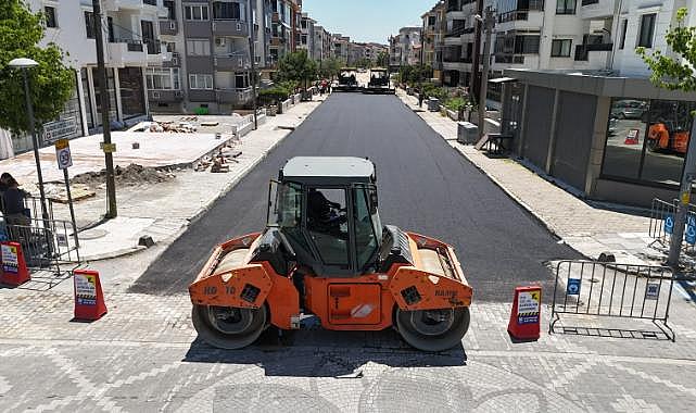 ALTIEYLÜL’DE ASFALT MESAİSİ ARALIKSIZ SÜRÜYOR 