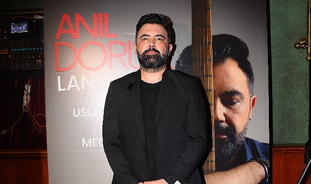 Anıl Doruk’un Uslanmam ve Meçhul Lansmanı: Sahne ve Diş Hekimliği Bir Arada
