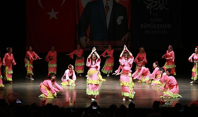 Aydın’da Kültür ve Sanat Etkinliklerinde Kursiyerler Sahne Aldı