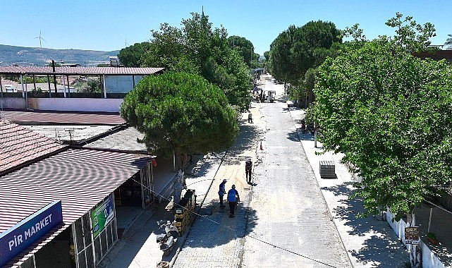 Balat Mahallesi’nde Taş Döşeme Çalışmaları Sürüyor: Yol Konforu ve Mahalle Dokusu İçin Yeni Adımlar