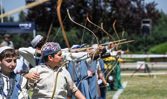 Bursa’nın Fethinin 700. Yılı Türk Sporları Festivali: Geleneksel Okçuluk Coşkusu Sukaypark’ta