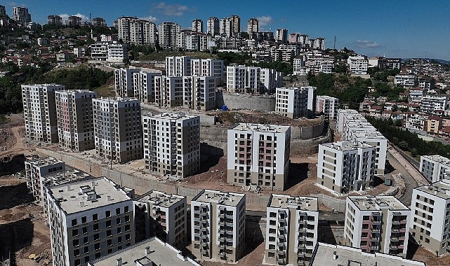 Cedit Kentsel Dönüşümde Anahtar Teslimi ve Türkiye’nin Büyük Dönüşüm Hikayesi