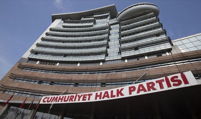 CHP'de Kapsamlı Görevden Alma: 6 İl Başkanı Disipline Sevk Edildi