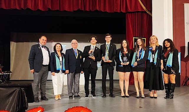 Interact Bölge 2440 Dönem Doru Konferansı: Gençlerin Sürdürülebilir Etkisi ve Liderlik Yolculuğu İzmir'de