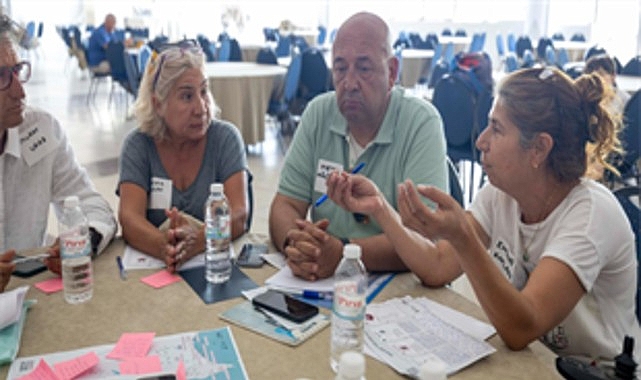 İzmir’de Yurttaş Meclisleri: İlk Oturumlar ve Yol Haritası