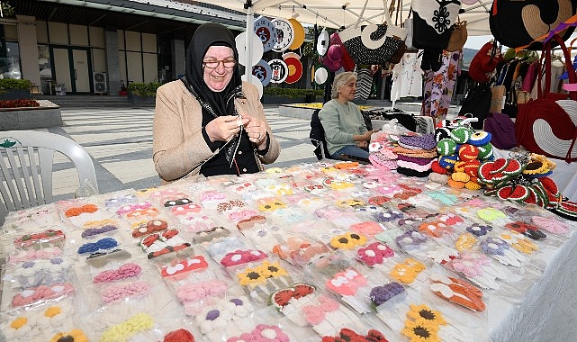 Kadın Girişimciler Sokağı Osmangazi Meydanı'nda Yeniden Kapılarını Açtı