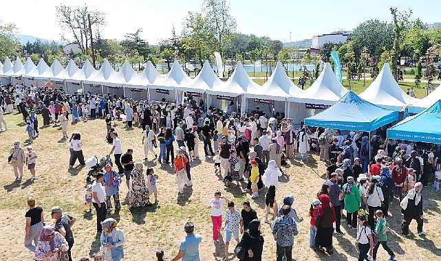 Karneval Çocuk Şenliği: İzmit Millet Bahçesi'nde Renkli Atölyeler ve Yaratıcılık Dolu Anlar