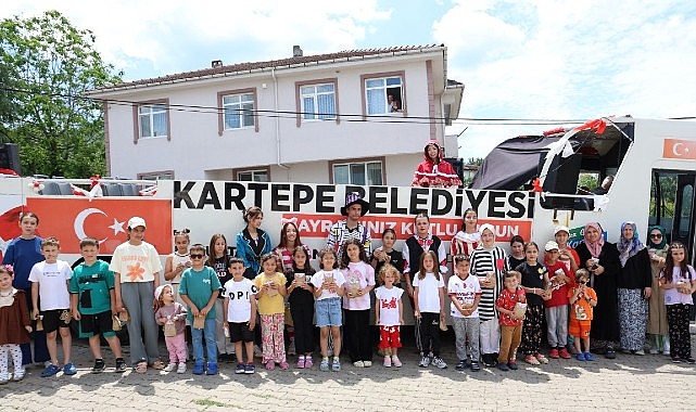 Kartepe’de Mahallelerde Şenlik Rüzgârı: Çocuklar Bayram Coşkusunu Yaşadı