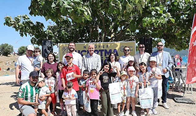 Nilüfer Uçurtma Şenliği Gölyazı'da Mutlu Anlar Yaşattı
