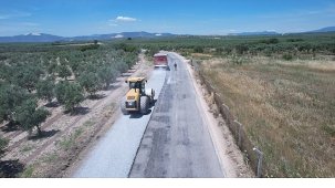 Akhisar-Mecidiye ve Yeni Harmandalı’da Yol Yenileme Seferberliği