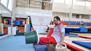Alper Öztürk: Bulgaristan'da Yedi Altınla Zirveye Taşındı
